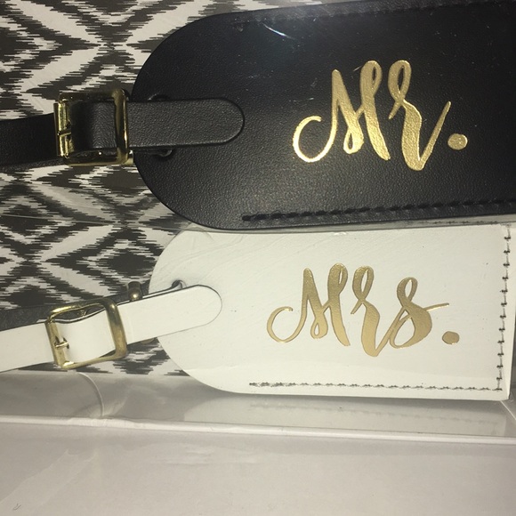 The Paisley Box Mr. & Mrs. Luggage Tags - Picture 4 of 8